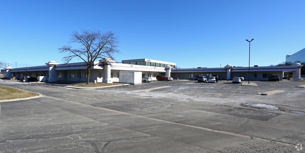 More Photos Of 1001 E Touhy Ave, Des Plaines Office For Lease