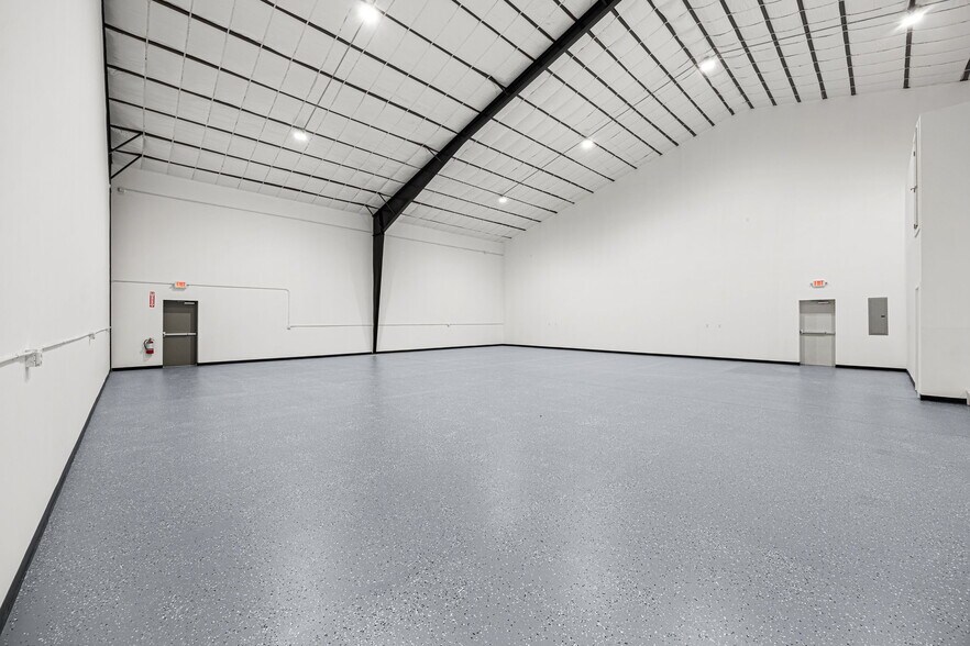 More Photos Of 8117 Magnolia St, Houston Warehouse For Lease