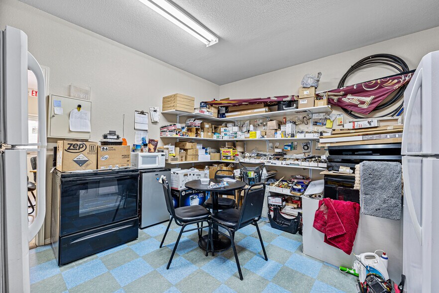 More Photos Of 9010 Betel Dr, El Paso Apartments For Sale