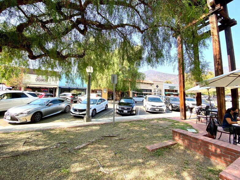 More Photos Of 5-11 Kersting Ct, Sierra Madre Storefront For Lease