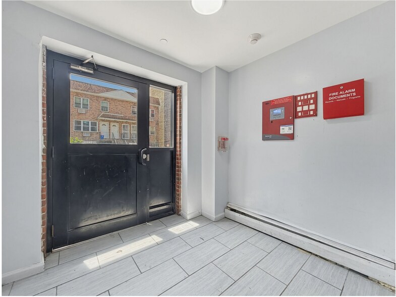 More Photos Of 715 E 214th St, Bronx Apartments For Sale