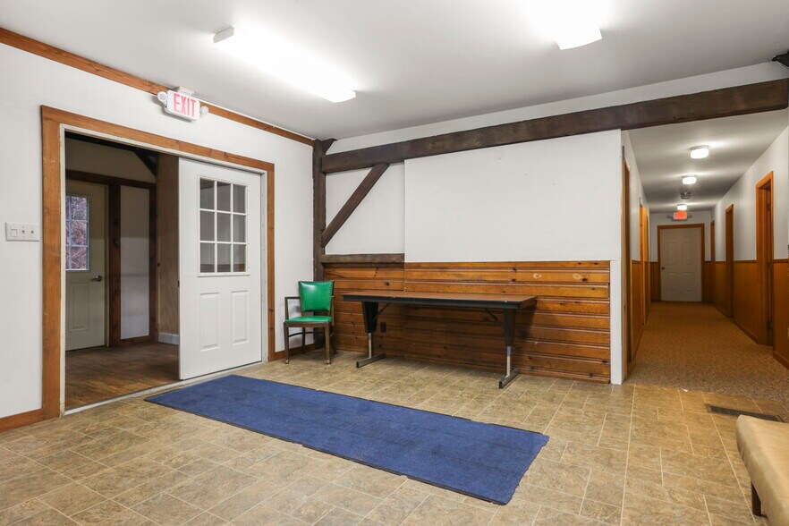 More Photos Of 5734 Durbin Rd, Bellville Specialty For Sale