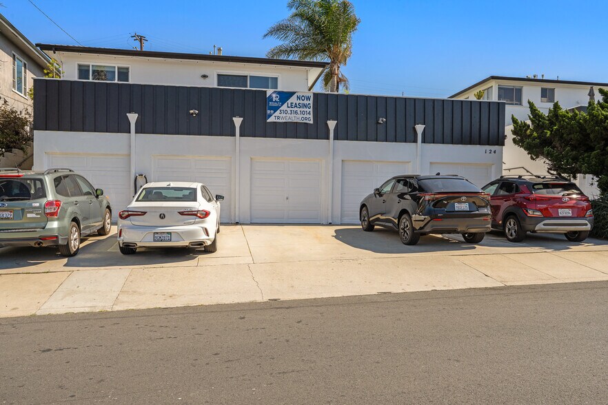 More Photos Of 124 Palos Verdes Blvd, Redondo Beach Apartments For Sale