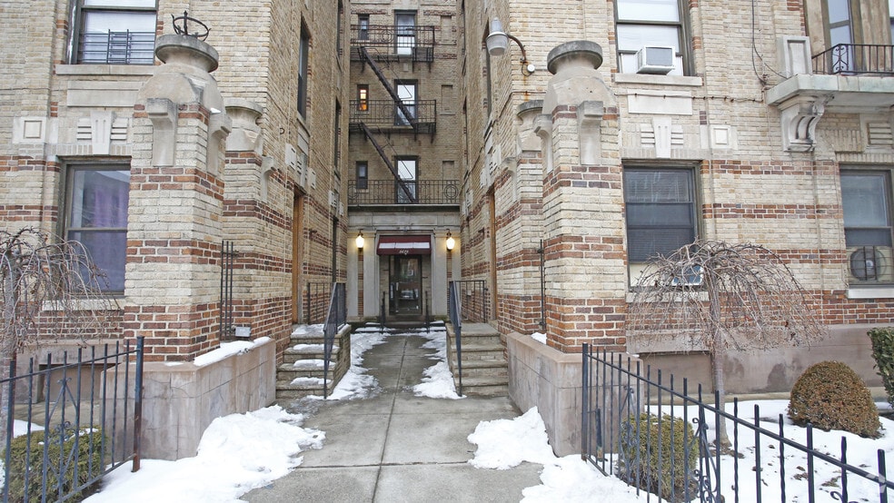 More Photos Of 8678 Bay Pky, Brooklyn Apartments For Sale