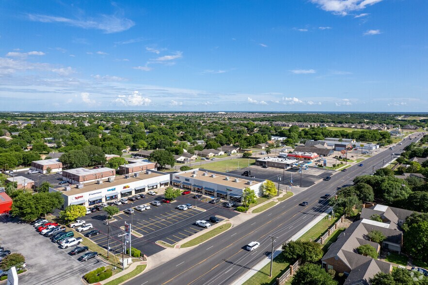 More Photos Of 4311 S 31st St, Temple Unknown For Lease