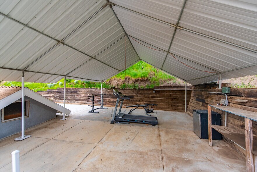 More Photos Of 12141 Wildwood Trl, Kagel Canyon Specialty For Sale