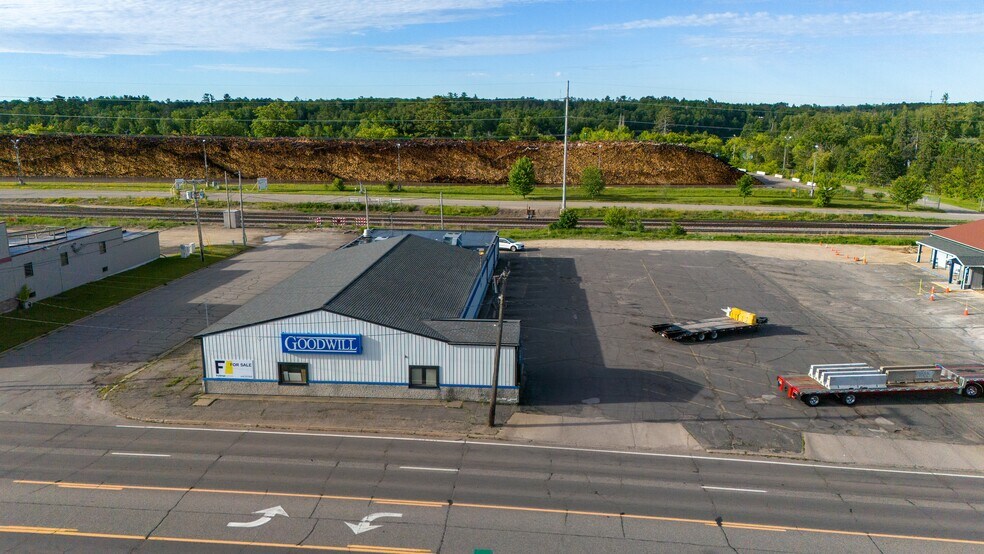 More Photos Of 1202 NW 4th St, Grand Rapids Freestanding For Sale