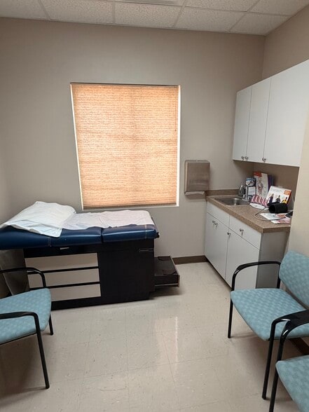 More Photos Of 7364 Stonerock Cir, Orlando Medical For Lease