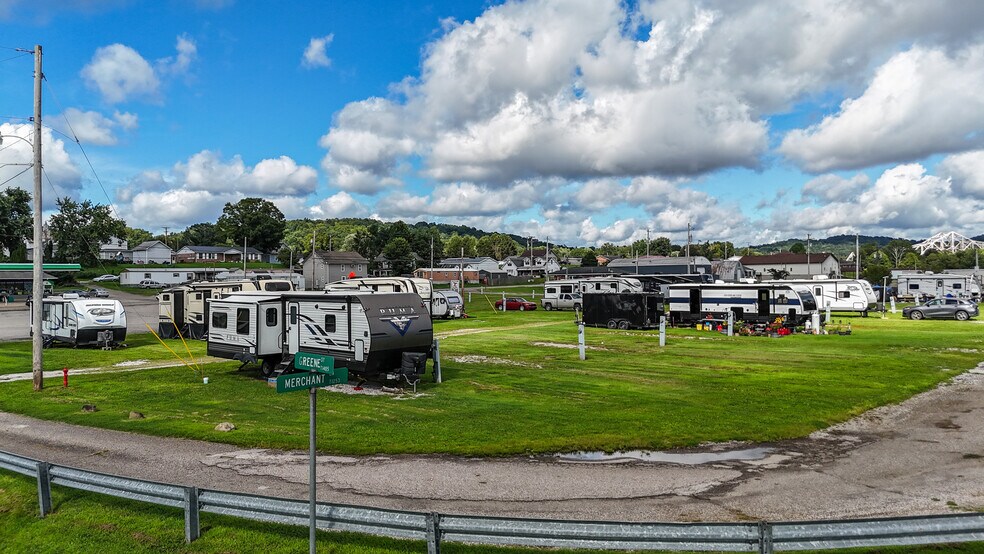 More Photos Of 38140 OH-7, Newport Showroom For Sale