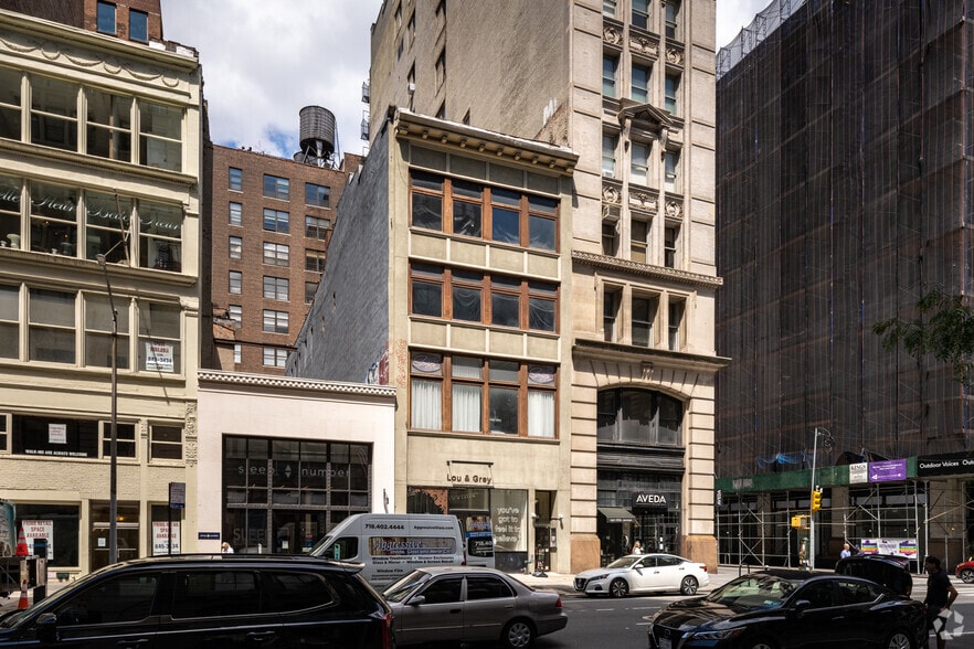 More Photos Of 138 Fifth Ave, New York Office For Lease