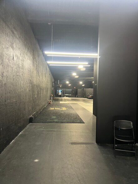 More Photos Of 530 NW 26th St, Miami Warehouse For Lease