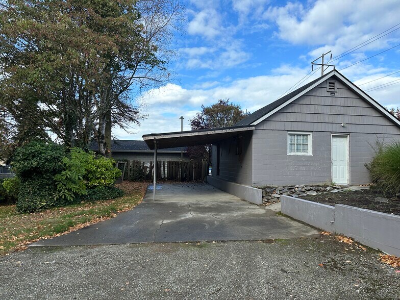 More Photos Of 3010 Bethel Rd SE, Port Orchard Freestanding For Lease