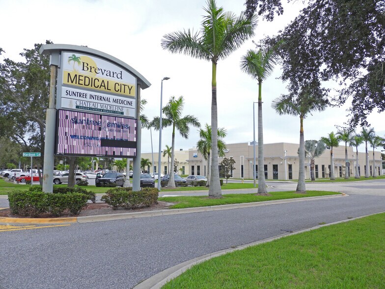 More Photos Of 6545 N Wickham Rd, Melbourne Medical For Sale