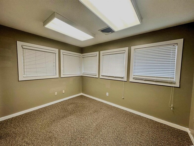 More Photos Of 8028 Myrtle Trace Dr, Conway Medical For Lease