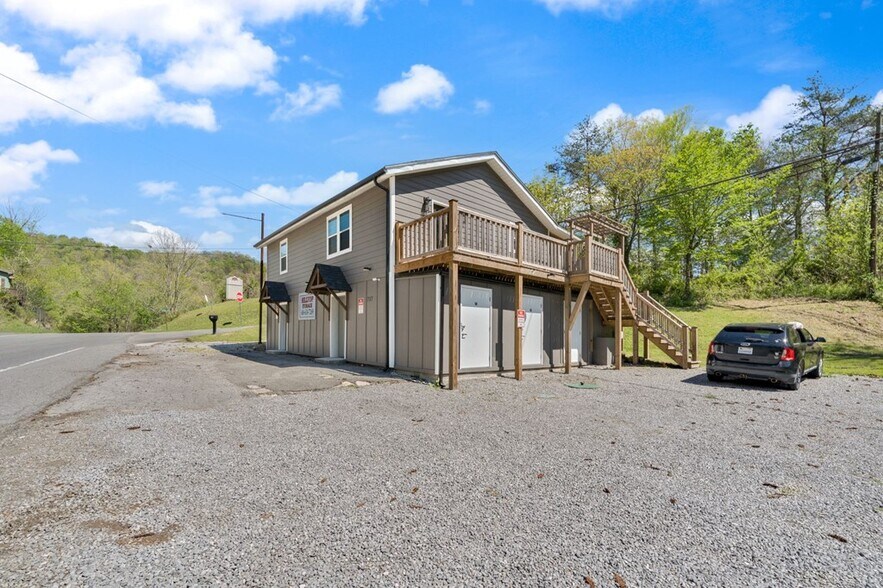 More Photos Of 717 Jenkins Rd, Whitesburg Storefront Retail Residential For Sale