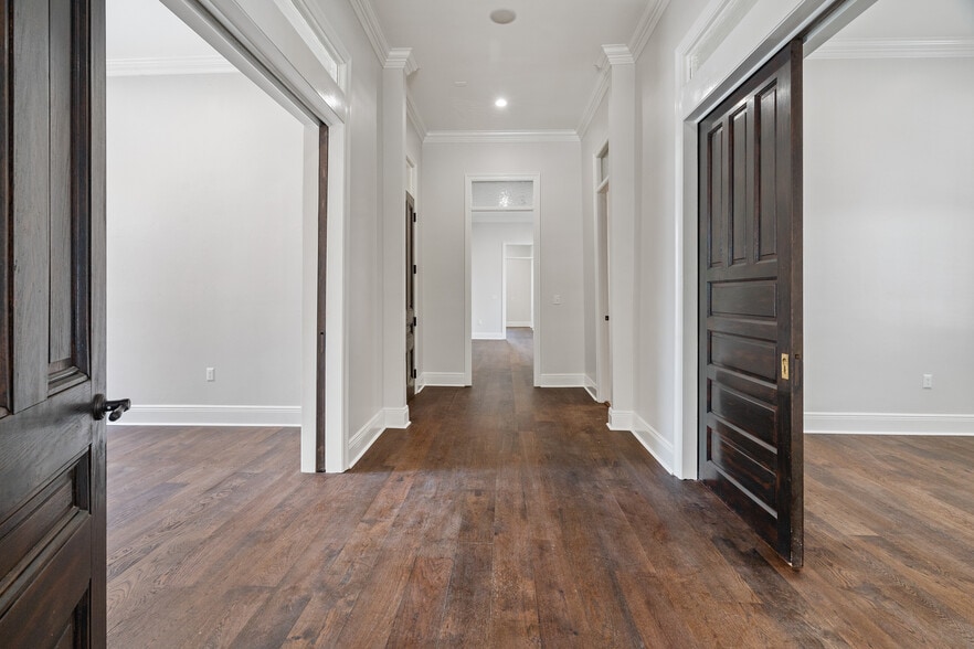 More Photos Of 125 N Theard St, Covington Medical For Lease