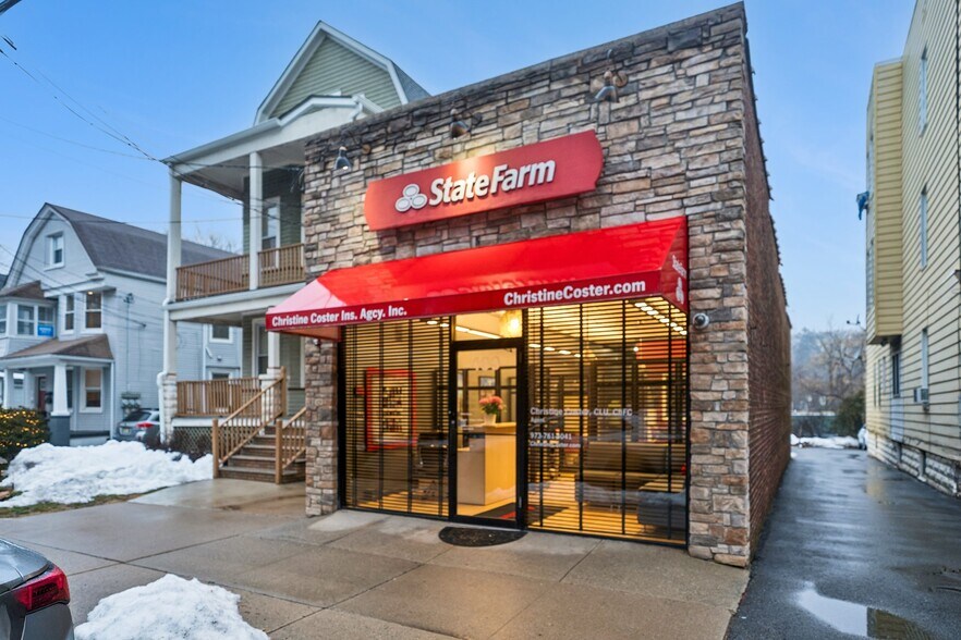 More Photos Of 499 Valley St, Maplewood Storefront Retail Residential For Sale