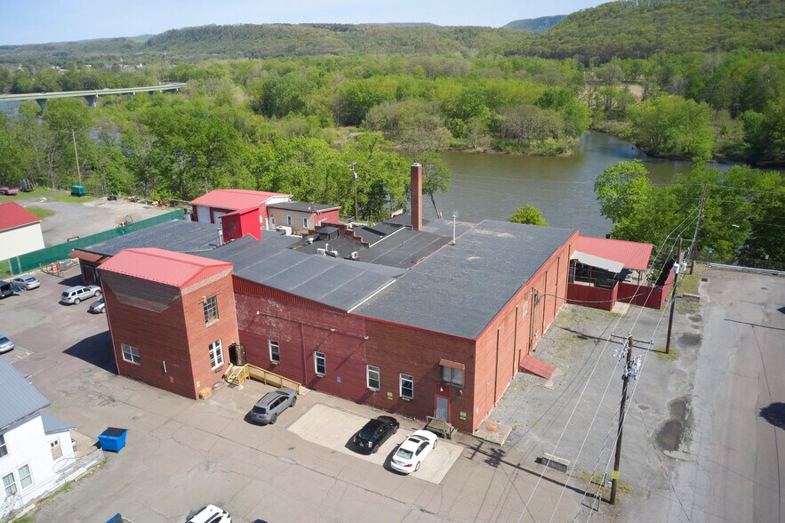 More Photos Of 328 W Front St, Berwick Restaurant For Sale