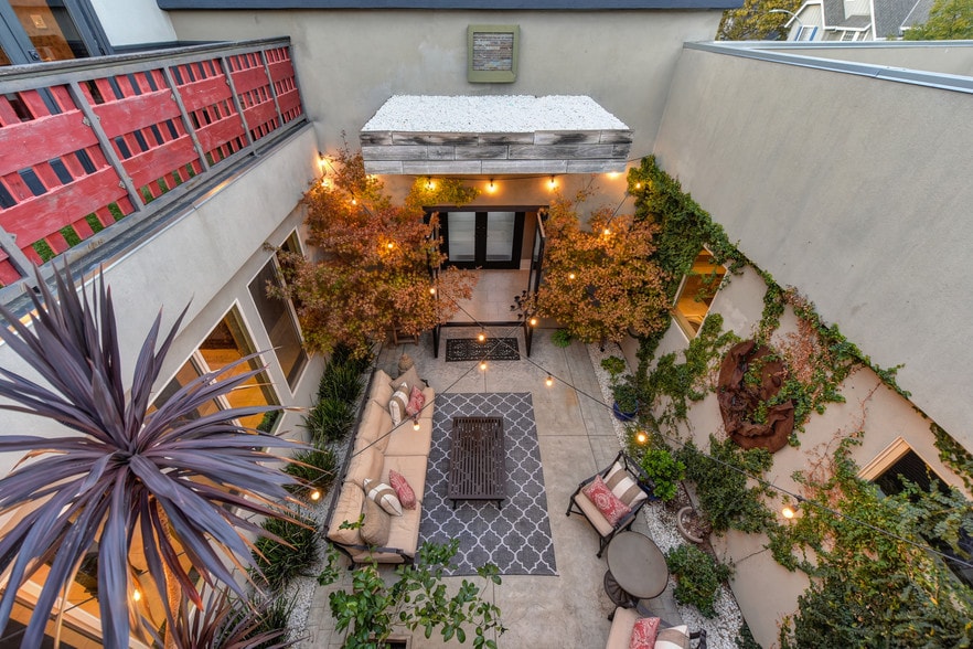 More Photos Of 8734 Sotheby Ct, Fair Oaks Assisted Living For Sale