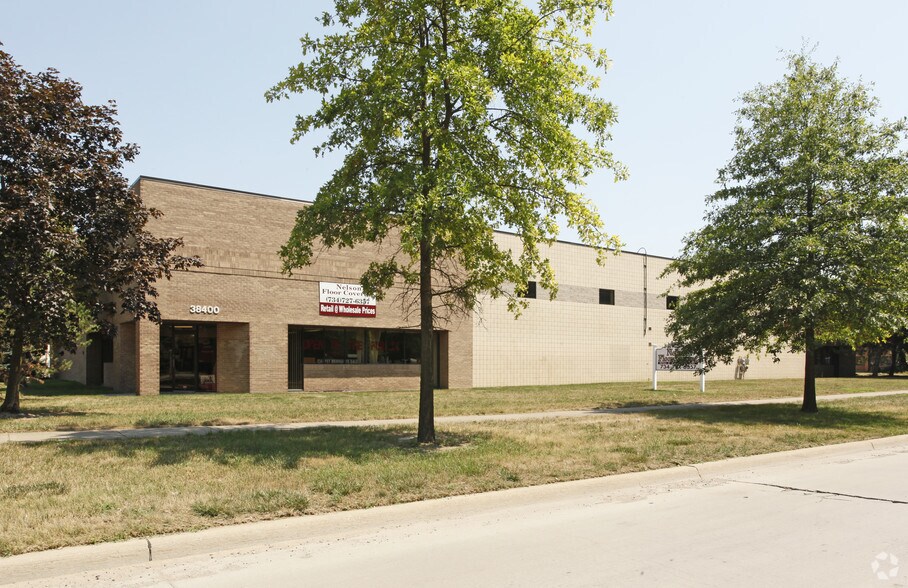 More Photos Of 38380-38400 Abruzzi Dr, Westland Warehouse For Lease