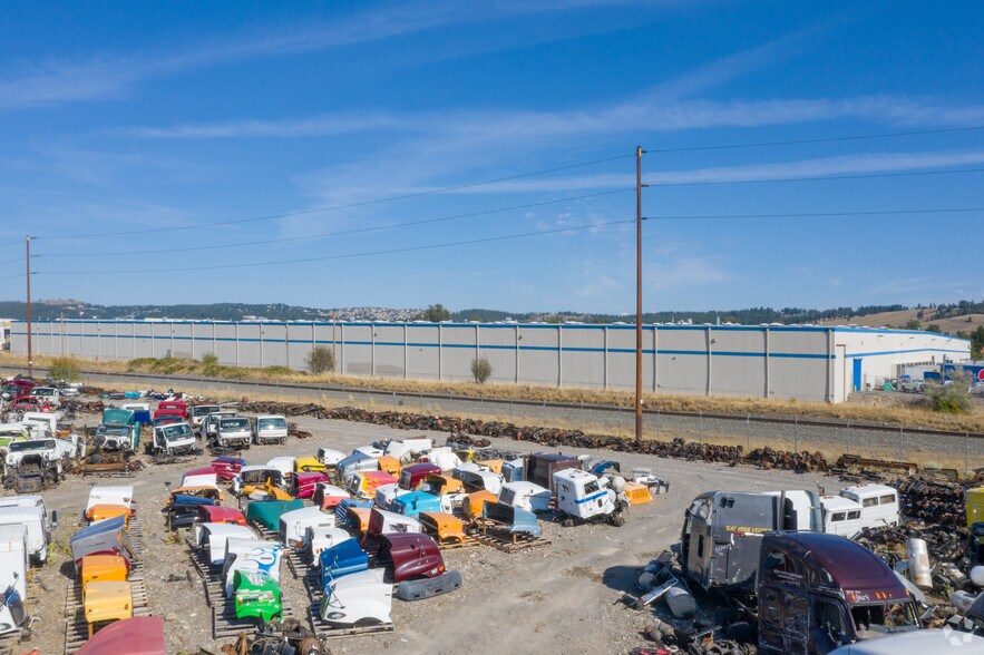 More Photos Of 11016 E Montgomery Dr, Spokane Valley Industrial For Sale