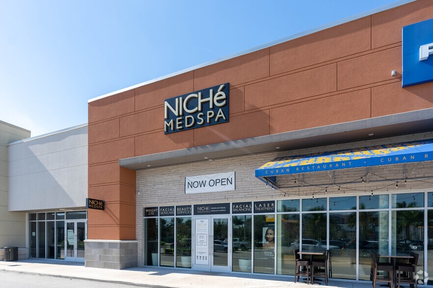 More Photos Of 181 S Bryan Rd, Dania Beach Unknown For Lease