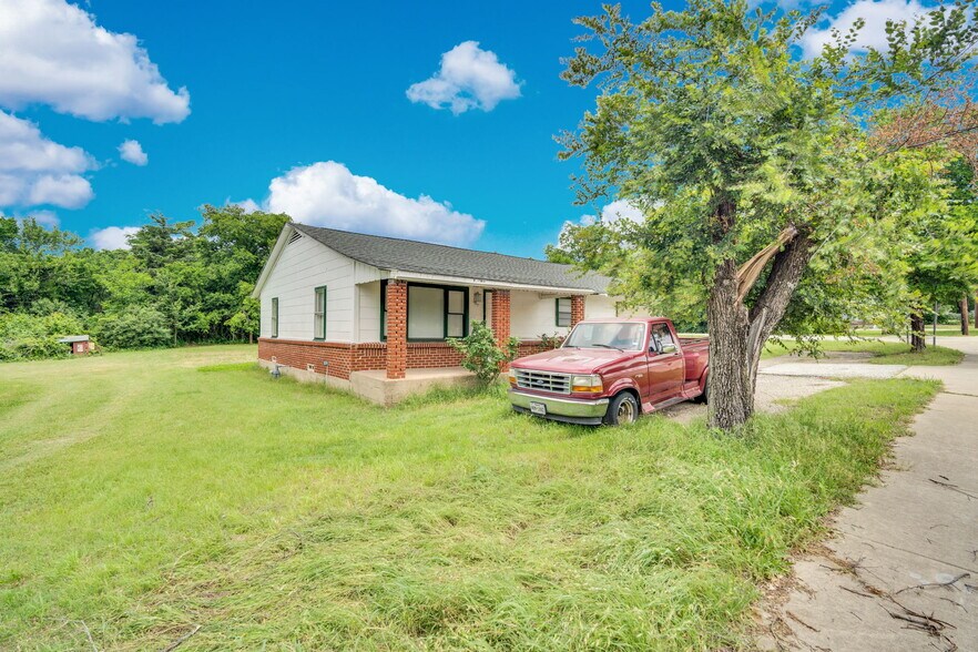 More Photos Of 301 W Belt Line Rd, Cedar Hill Land For Sale