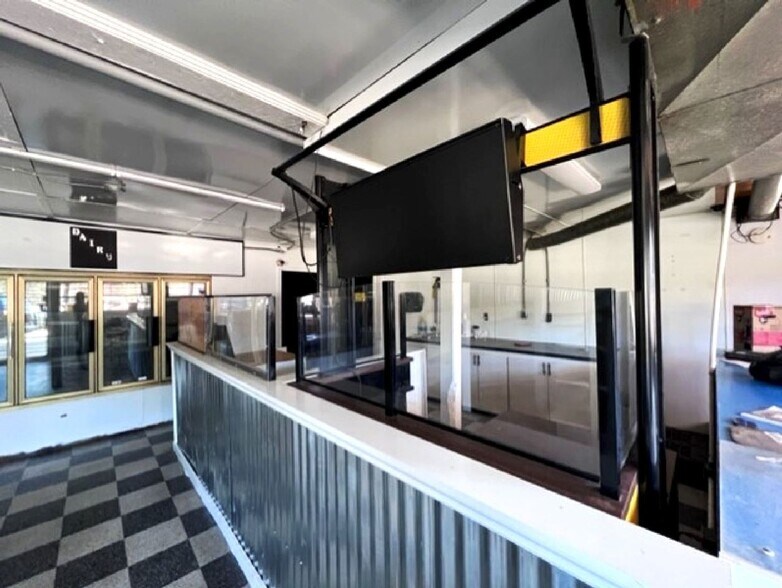 More Photos Of 51940 Highway 77, Talladega Convenience Store For Sale