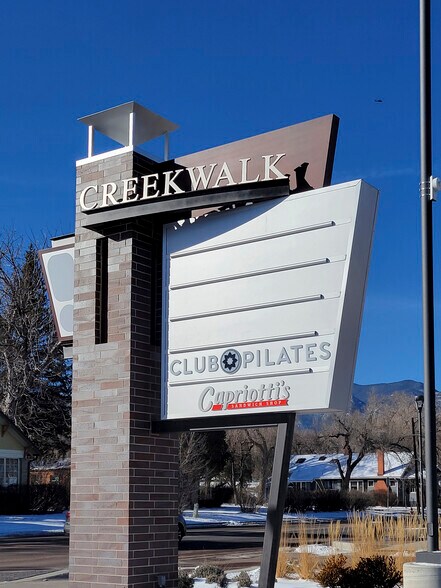 More Photos Of 100 E Cheyenne Rd, Colorado Springs Storefront For Lease