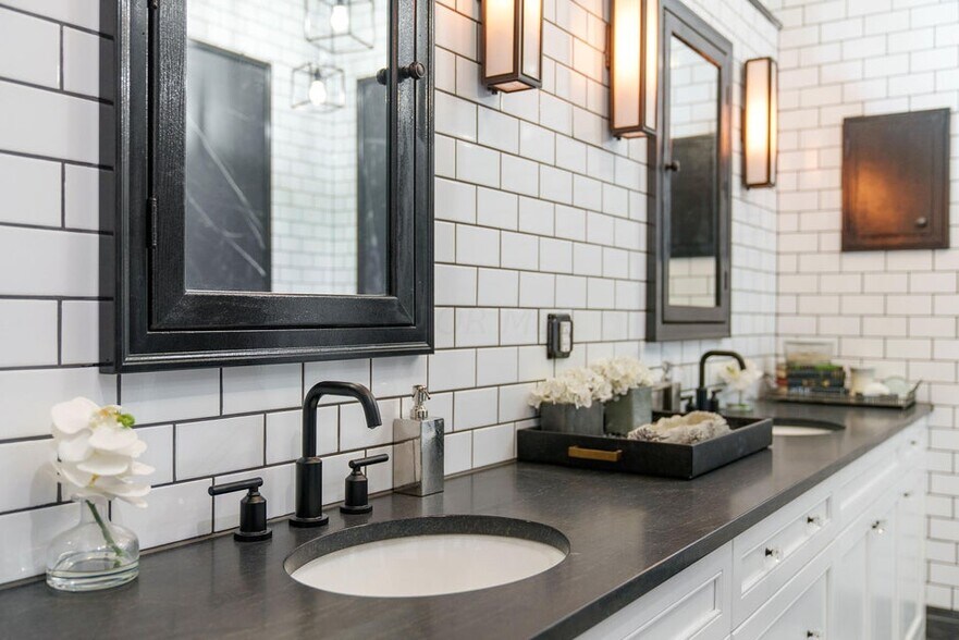 More Photos Of 43 W Markison Ave, Columbus Apartments For Sale