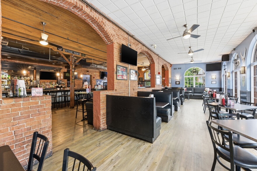 More Photos Of 29 School St, Westfield Freestanding For Sale