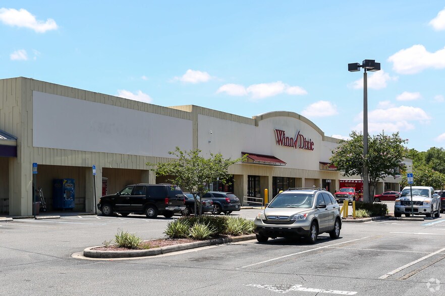 More Photos Of 6060 Fort Caroline Rd, Jacksonville Storefront For Lease