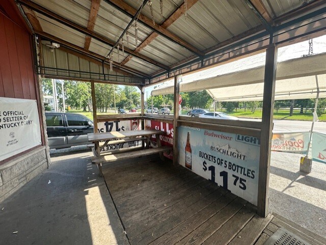 More Photos Of 3700 Taylor Blvd, Louisville Bar For Sale