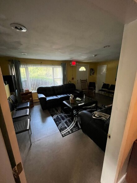 More Photos Of 890 Centerville Rd, Warwick Loft Creative Space For Sale