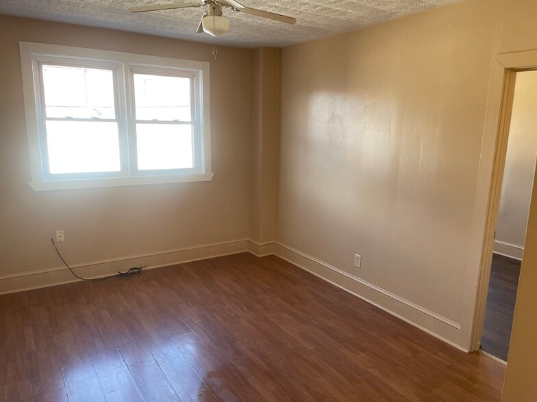 More Photos Of 201 S Main St, Gretna Apartments For Sale