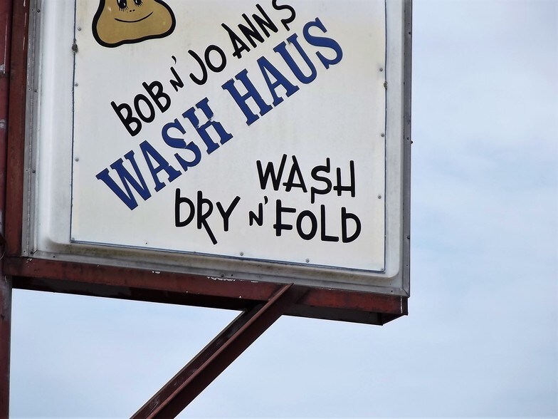 More Photos Of 3685 Highway 19, Huntsville Storefront Retail Residential For Sale