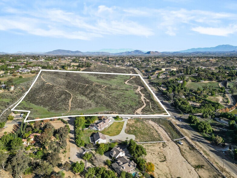 More Photos Of Anza Rd & Linda Rosea, Temecula Land For Sale
