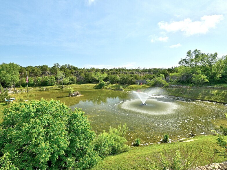 More Photos Of 610 Crystal Creek Dr, Austin Specialty For Sale