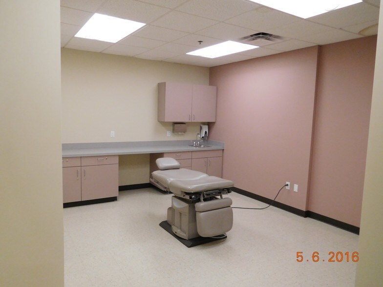 More Photos Of 13620 N Saguaro Blvd, Fountain Hills Medical For Lease
