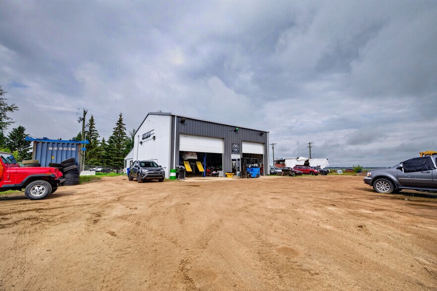 More Photos Of 5130 52 Avenue, Bruderheim Land For Sale