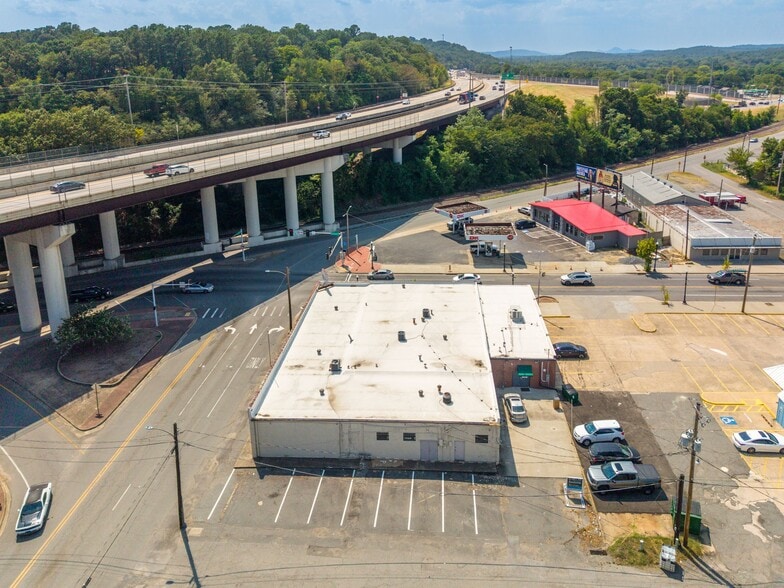 More Photos Of 3306-3308 Pike Ave, North Little Rock Storefront For Sale