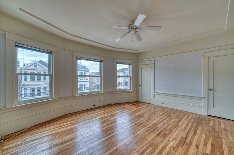 More Photos Of 431 3rd Ave, San Francisco Apartments For Sale