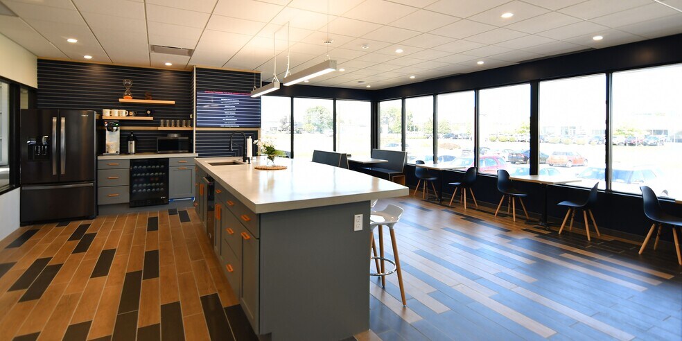 More Photos Of 21 Goodway Dr, Rochester Coworking Space