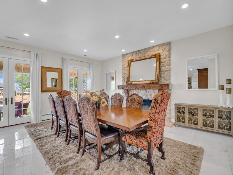 More Photos Of 135 E 200 N, Kanosh Hospitality For Sale