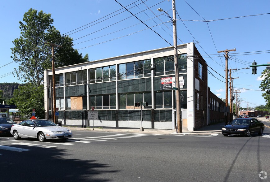 More Photos Of 781 Whalley Ave, New Haven Office For Lease