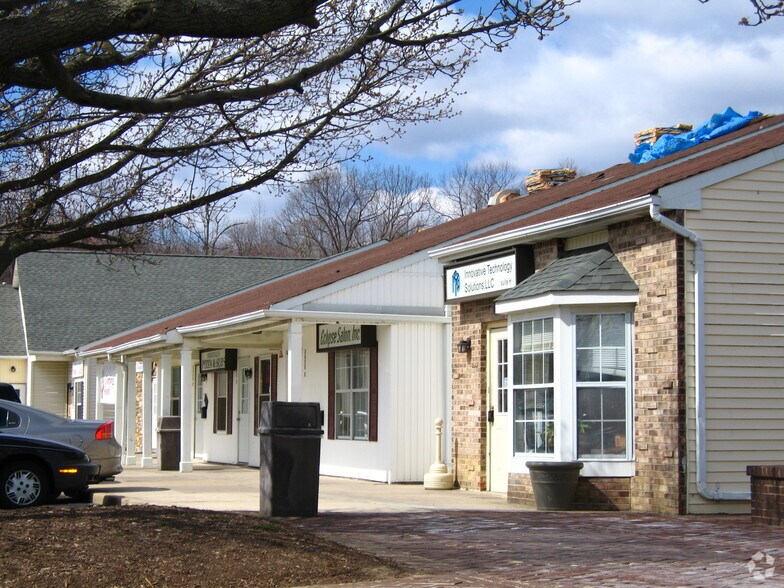 More Photos Of 2450-2452 Kuser Rd, Hamilton Storefront For Lease