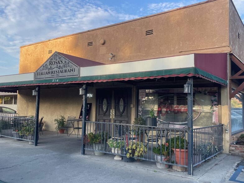 More Photos Of 314 S Johnson St, Visalia Restaurant For Sale