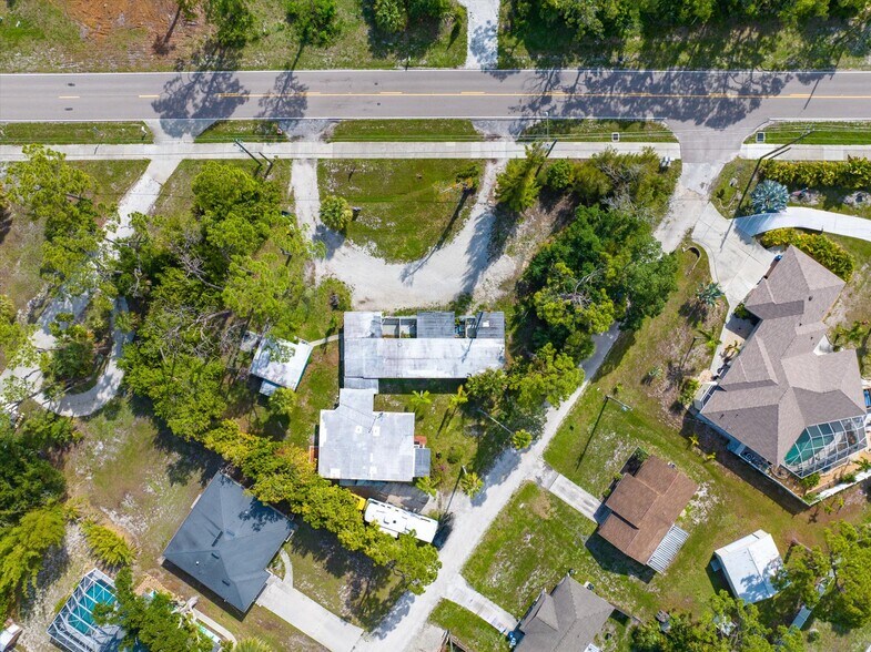More Photos Of 600 Old Englewood Rd, Englewood Apartments For Sale