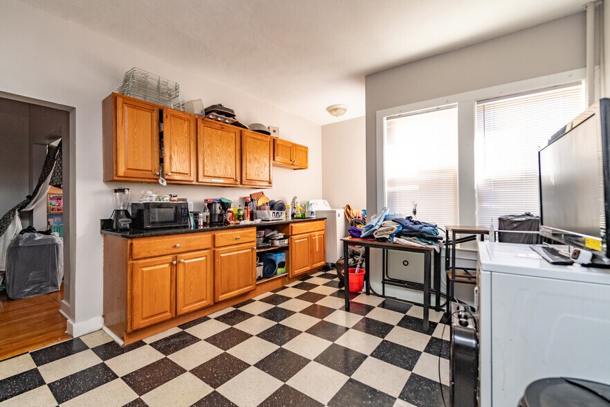 More Photos Of 140 Callender St, Boston Apartments For Sale