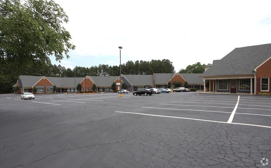 More Photos Of 999 Whitlock Ave SW, Marietta Unknown For Lease